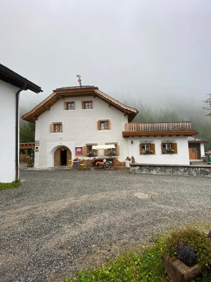 Alpengasthof Crusch Alba Ed Alvetern, S-charl Hotel